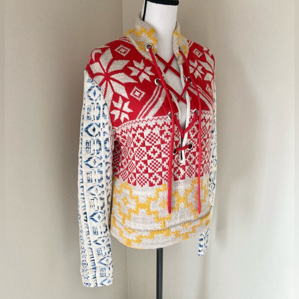 NWT BDG Rian Lace-Up Sweater in Multi Red Size M - Picture 9 of 14
